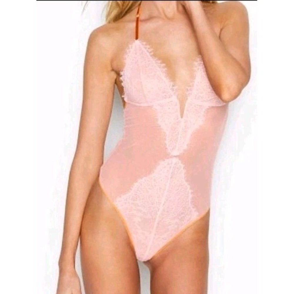 Victoria's Secret Very Sexy V wire Thong Teddy Bodysuit Angel Baby Pink Lace S